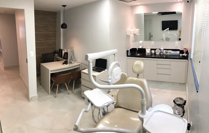 Consultório odontológico equipado